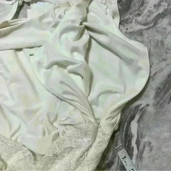 Scarlett Nite Ivory Sleeveless Layered Dress Flowy Top Fitted Lace Skirt Lined - Picture 11 of 11